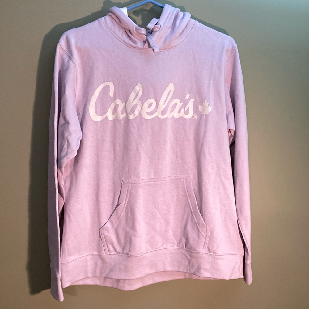 NWT Cabela’s purple hooded sweatershirt/hoodie